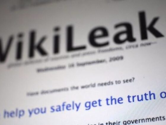 Global Cyber War Brings The Internet to its Knees